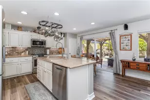 26548 Cardinal, Canyon Country, CA 91387 - Photo 8