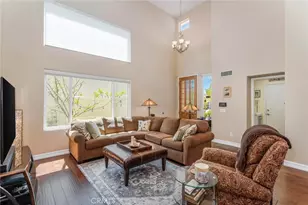 26548 Cardinal, Canyon Country, CA 91387 - Photo 4