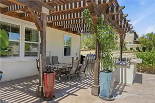 26492 Township St, Saugus, CA 91350 - Photo 44