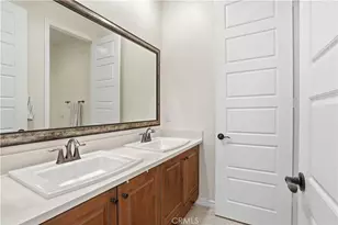 26492 Township St, Saugus, CA 91350 - Photo 38