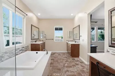 26492 Township Street, Saugus, CA 91350 - Photo 24