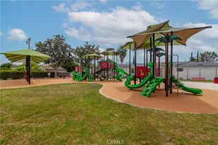 235 W Santa Anita, Burbank, CA 91502 - Photo 42