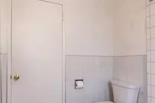 235 W Santa Anita, Burbank, CA 91502 - Photo 32