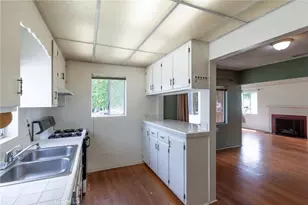 235 W Santa Anita, Burbank, CA 91502 - Photo 14