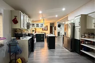 20401 Soledad Canyon Road, Canyon Country, CA 91351 - Photo 10