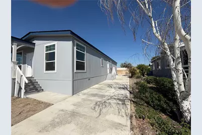 26424 Doveweed, Canyon Country, CA 91351 - Photo 2