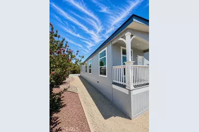 26424 Doveweed, Canyon Country, CA 91351 - Photo 2