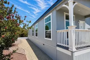 26424 Doveweed, Canyon Country, CA 91351 - Photo 2