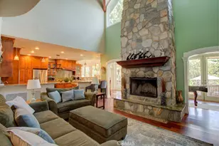 32557 Pine Cone Ct A&b, Running Springs, CA 92382 - Photo 16