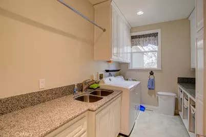 32557 Pine Cone Ct A&b, Running Springs, CA 92382 - Photo 42