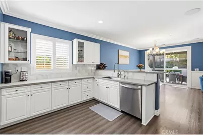 19890 Holly Drive, Saugus, CA 91350 - Photo 22