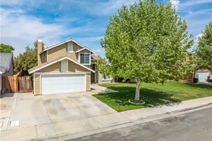 1605 Bluebell, Lancaster, CA 93535 - Photo 36