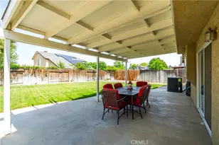 1605 Bluebell, Lancaster, CA 93535 - Photo 32