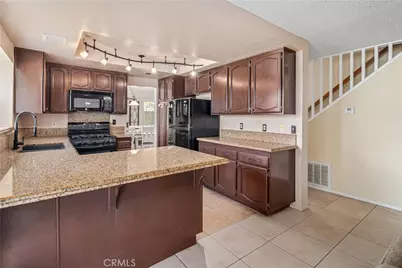 1605 Bluebell, Lancaster, CA 93535 - Photo 14