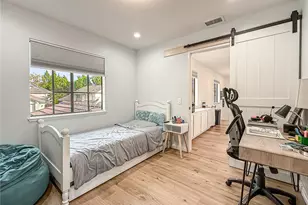 1079 Powderhorn Ct, Oak Park, CA 91377 - Photo 36