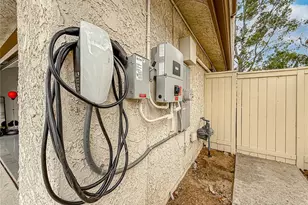 1079 Powderhorn Ct, Oak Park, CA 91377 - Photo 54