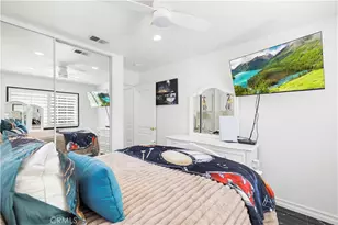 23233 Sageview Ct, Valencia, CA 91354 - Photo 48