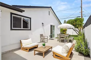 23377 Friar, Woodland Hills, CA 91367 - Photo 22