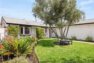 23377 Friar, Woodland Hills, CA 91367 - Photo 2