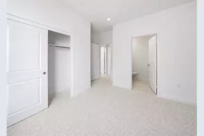 9425 N Sepulveda Blvd. #4, North Hills, CA 91343 - Photo 8