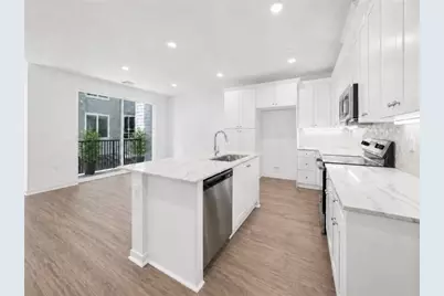 9425 N Sepulveda Blvd. #4, North Hills, CA 91343 - Photo 4