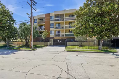 5143 Bakman #104, North Hollywood, CA 91601 - Photo 1