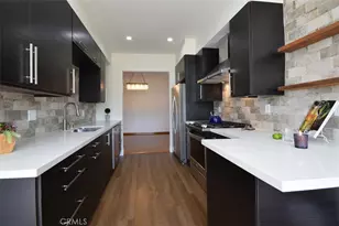 11560 Moorpark St, Studio City, CA 91602 - Photo 22