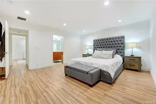 18324 Clark, Tarzana, CA 91356 - Photo 6