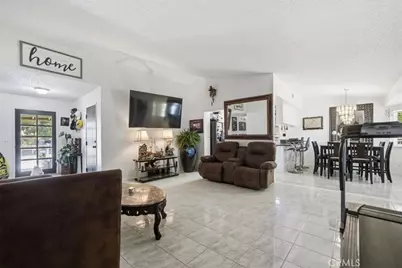15235 Newmont, Lancaster, CA 93535 - Photo 12