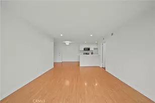23515 Lyons, Valencia, CA 91355 - Photo 8