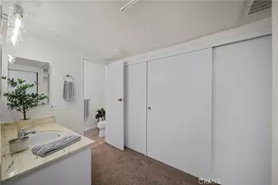 23515 Lyons, Valencia, CA 91355 - Photo 14