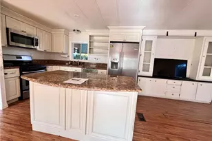 23777 Mulholland Hwy Spc 172, Calabasas, CA 91302 - Photo 2