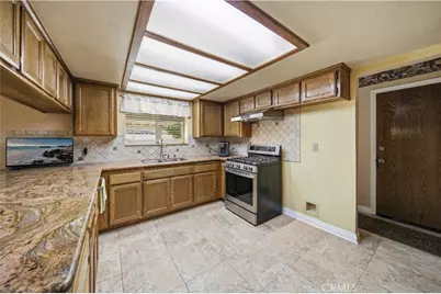 12820 E Avenue W13, Pearblossom, CA 93553 - Photo 14