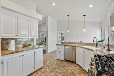 27903 Vista View Drive, Canyon Country, CA 91351 - Photo 16