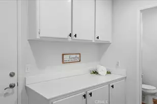 29522 Mammoth, Canyon Country, CA 91387 - Photo 14