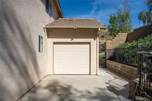 29522 Mammoth, Canyon Country, CA 91387 - Photo 26