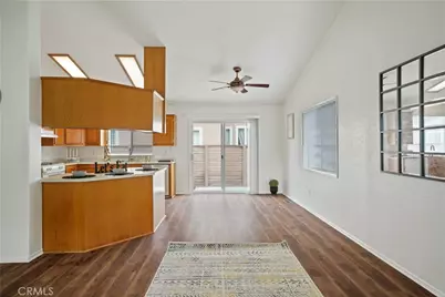 19853 Cottonwood Drive, Canyon Country, CA 91351 - Photo 6