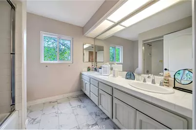 5181 Brian Lane, Encino, CA 91436 - Photo 12