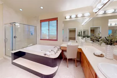 11595 Rancho Del Valle, Granada Hills, CA 91344 - Photo 32