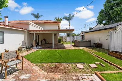 7431 Vanalden, Reseda, CA 91335 - Photo 36