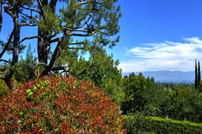 19970 Greenbriar Drive, Tarzana, CA 91356 - Photo 60