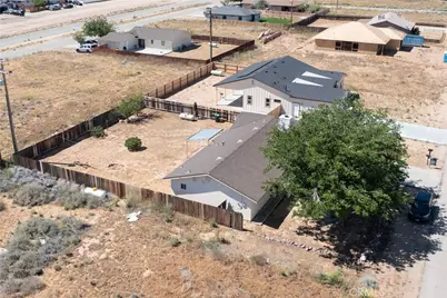 10416 Peach Avenue, California City, CA 93505 - Photo 28