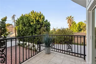 14713 Valleyheart Dr, Sherman Oaks, CA 91403 - Photo 28
