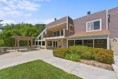 19958 Avenue Of The Oaks, Newhall, CA 91321 - Photo 24