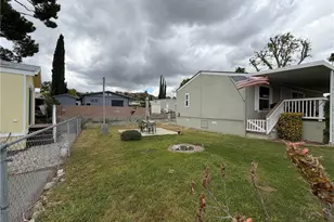 29021 Bouquet Canyon, Saugus, CA 91390 - Photo 16