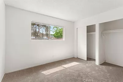 27431 Arriola Avenue, Saugus, CA 91350 - Photo 24