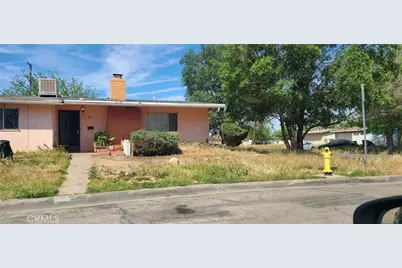 2051 Sweetbrier, Palmdale, CA 93550 - Photo 2