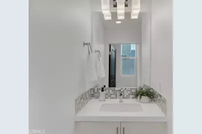 10832 W Riverton Court, Toluca Lake, CA 91602 - Photo 22