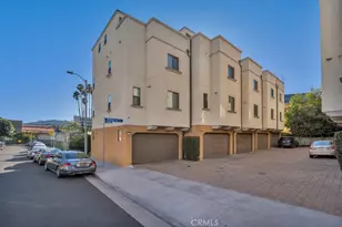 10832 W Riverton Ct, Toluca Lake, CA 91602 - Photo 10