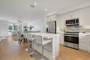 10832 W Riverton Ct, Toluca Lake, CA 91602 - Photo 6